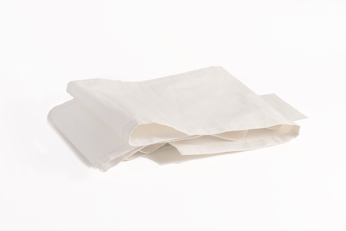 Photo de Gouttière de tente blanche en PVC 6 m